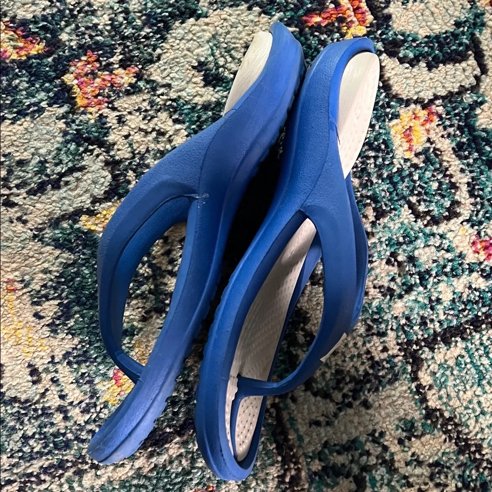 Duke university Blue Devils Crocs flipflops 🏀 🏈
